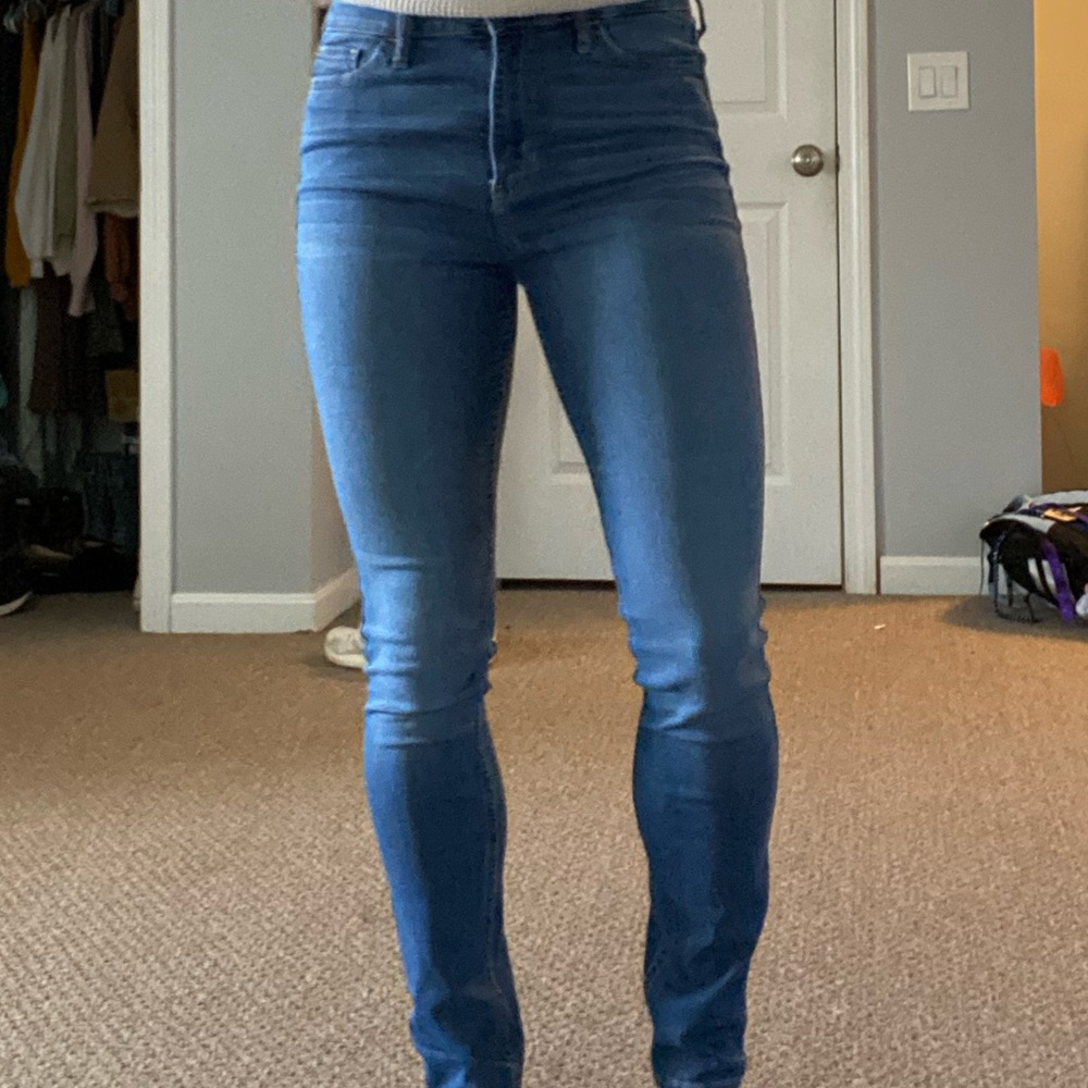 Hollister skinny jeans